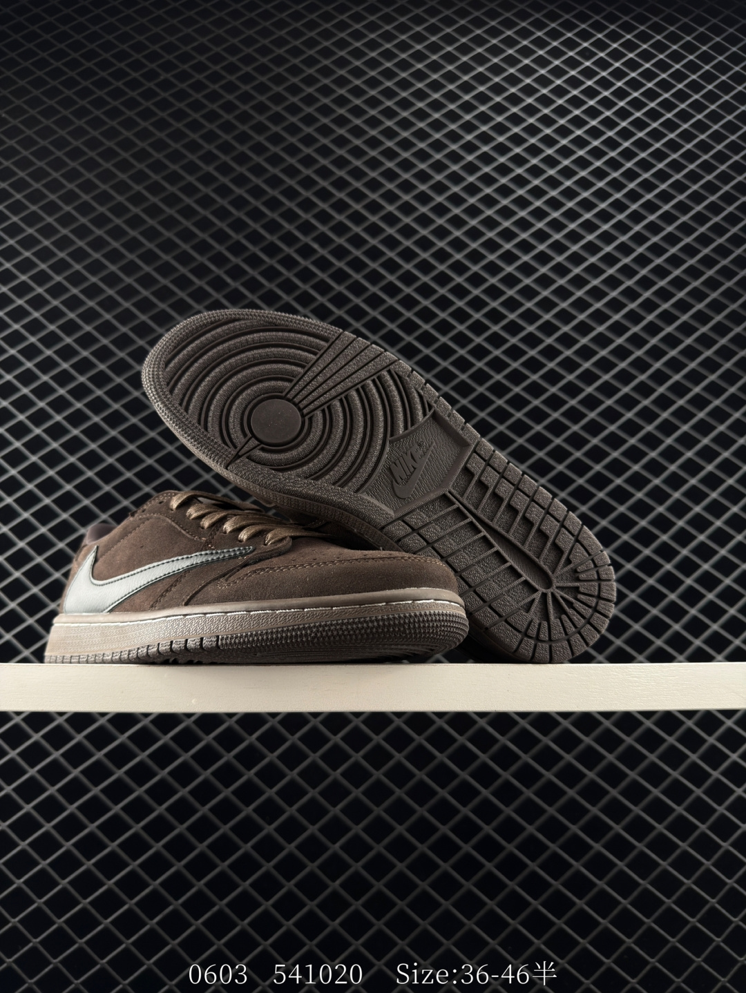 Travis Scott x Fragment Design x Air Jordan 1 Low